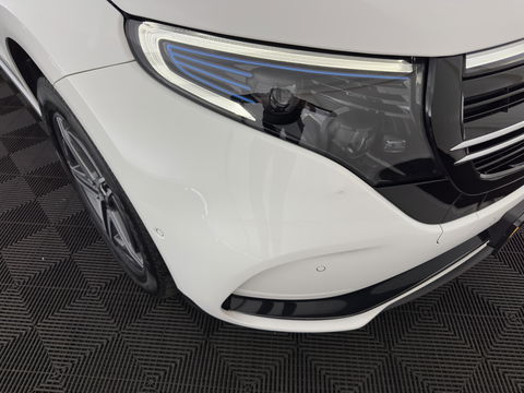 Mercedes-Benz EQC 400 4MATIC 80 kWh AMG (INCL-BTW) Aut. *PANO | BURMESTER-SURROUND | DISTRONIC | LEATHER-MICROFIBRE | FULL-LED | TOP-VIEW | WIDE-SCREEN-COCKPIT | KEYLESS | AIR-SUSPENSION | SPORT-SEATS | PRIVACY-GLASS | AMBIENT-LIGH