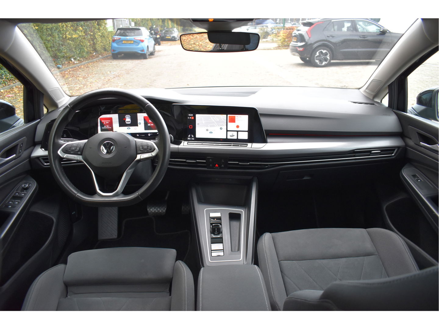 Volkswagen Golf 1.5 eTSI 1st Edition | Open dak | Virtual Cockpit | Carplay | Massagestoel | Nav | Adapt.CC | DAB | Full LED | Compleet
