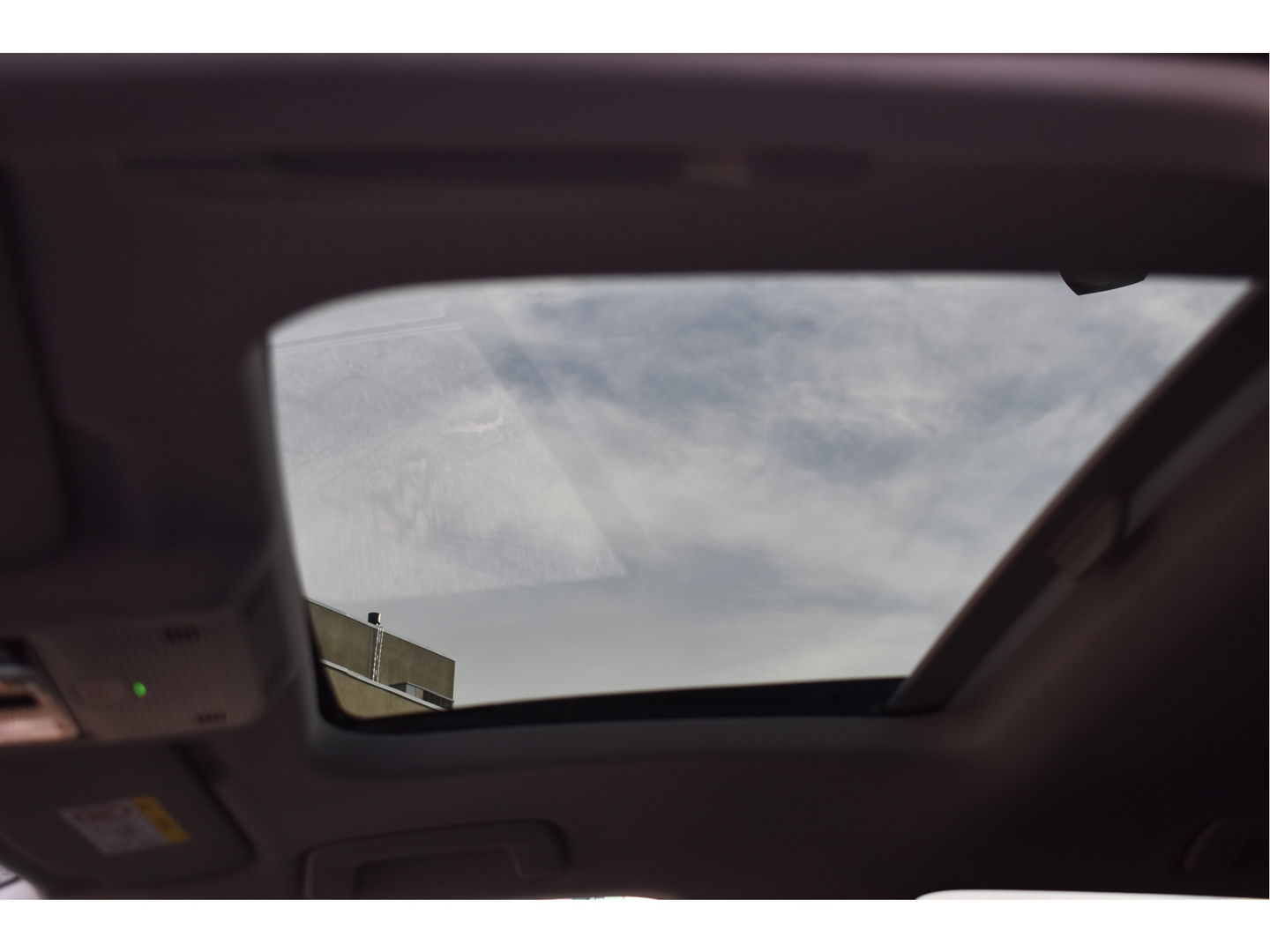 Volkswagen Golf 1.5 eTSI 1st Edition | Open dak | Virtual Cockpit | Carplay | Massagestoel | Nav | Adapt.CC | DAB | Full LED | Compleet