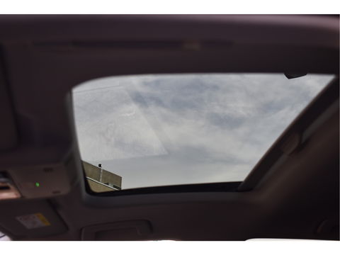 Volkswagen Golf 1.5 eTSI 1st Edition | Open dak | Virtual Cockpit | Carplay | Massagestoel | Nav | Adapt.CC | DAB | Full LED | Compleet