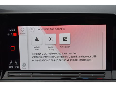 Volkswagen Golf 1.5 eTSI 1st Edition | Open dak | Virtual Cockpit | Carplay | Massagestoel | Nav | Adapt.CC | DAB | Full LED | Compleet