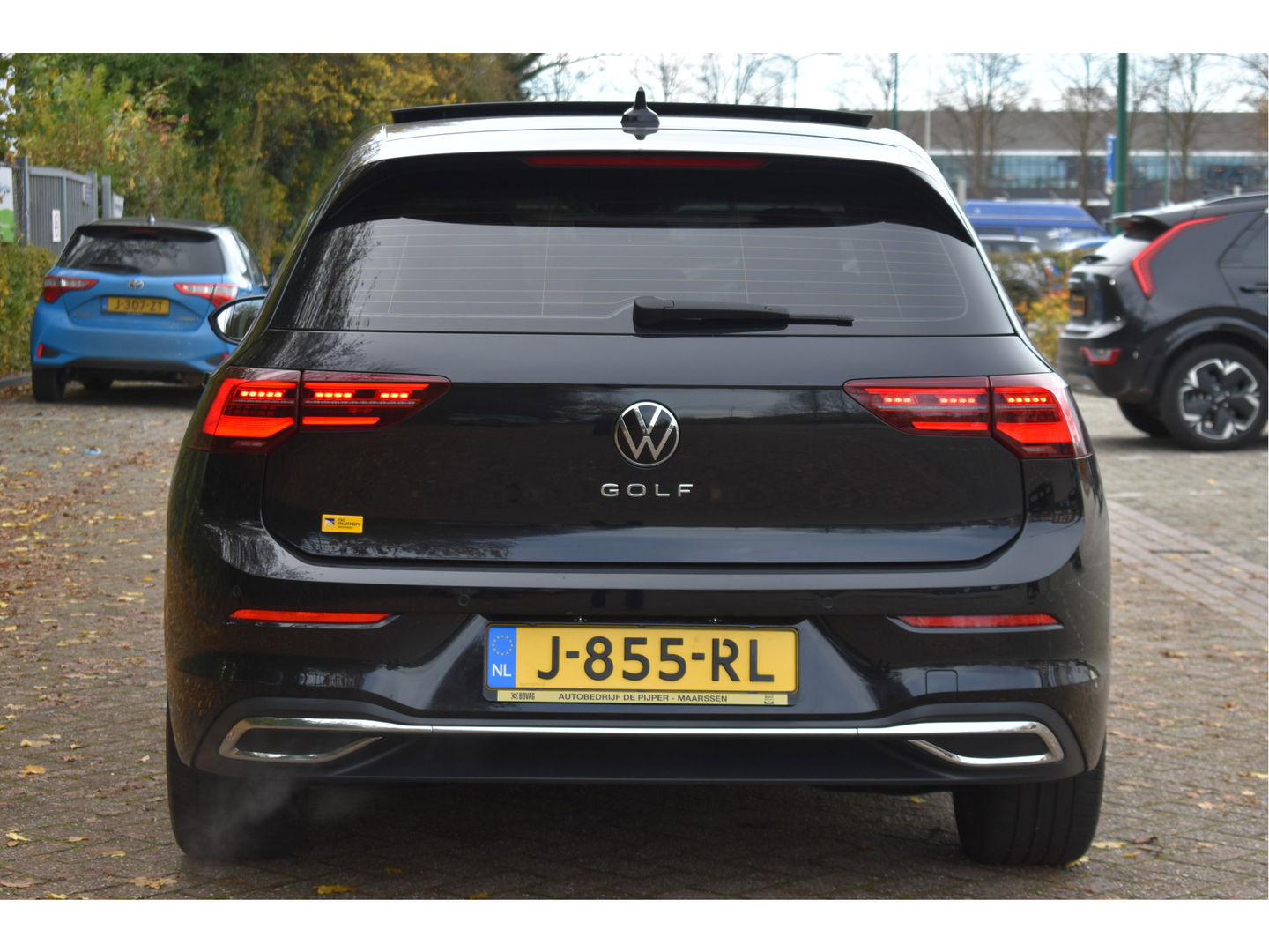 Volkswagen Golf 1.5 eTSI 1st Edition | Open dak | Virtual Cockpit | Carplay | Massagestoel | Nav | Adapt.CC | DAB | Full LED | Compleet