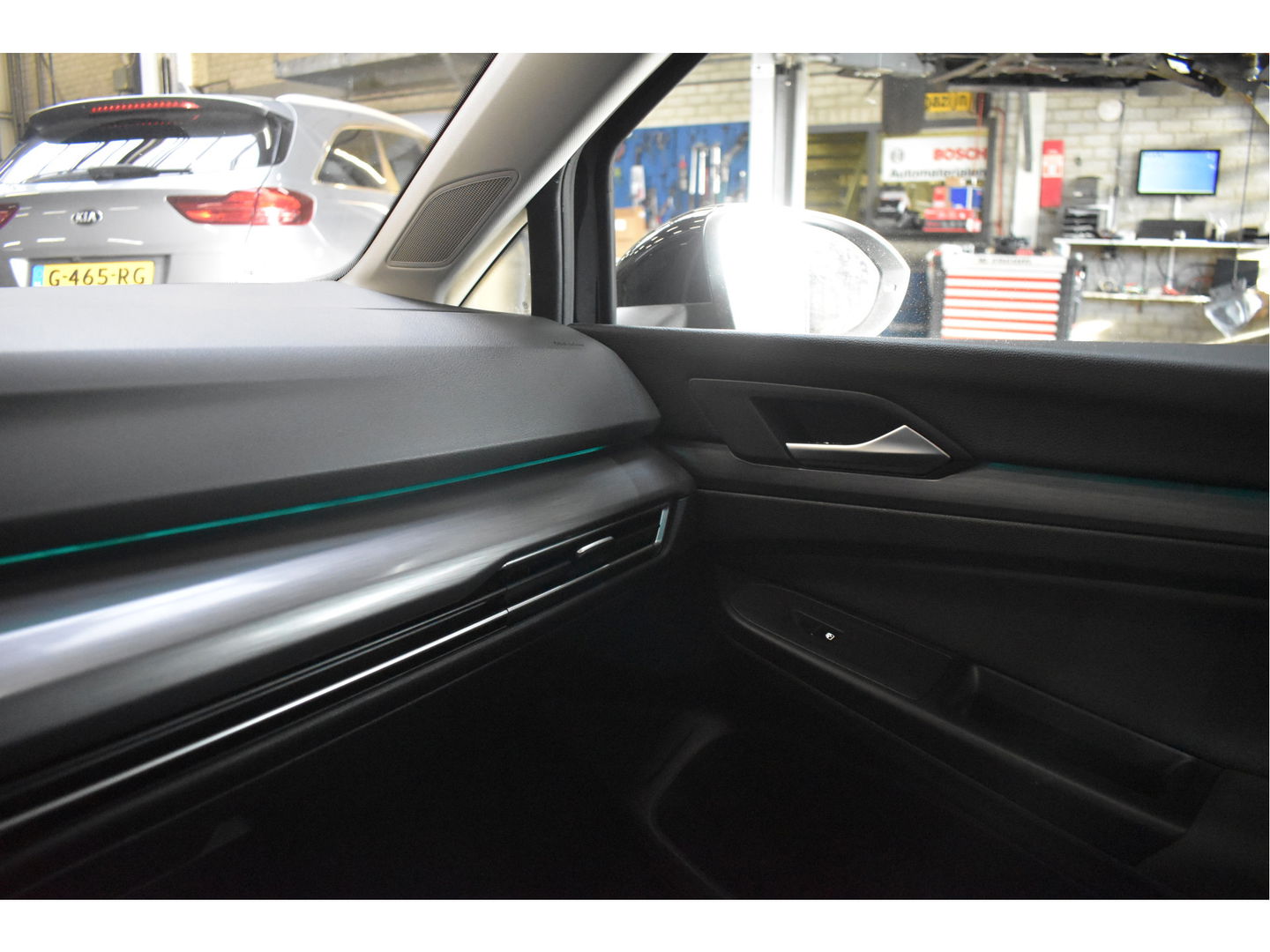 Volkswagen Golf 1.5 eTSI 1st Edition | Open dak | Virtual Cockpit | Carplay | Massagestoel | Nav | Adapt.CC | DAB | Full LED | Compleet