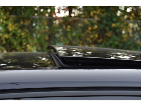 Volkswagen Golf 1.5 eTSI 1st Edition | Open dak | Virtual Cockpit | Carplay | Massagestoel | Nav | Adapt.CC | DAB | Full LED | Compleet