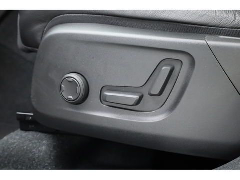 Volvo XC40 T5 Plug-in hybrid Plus Bright | Pilot Assist | Harman Kardon | Leder | 20'' | Camera | Stoel- Stuurverw.