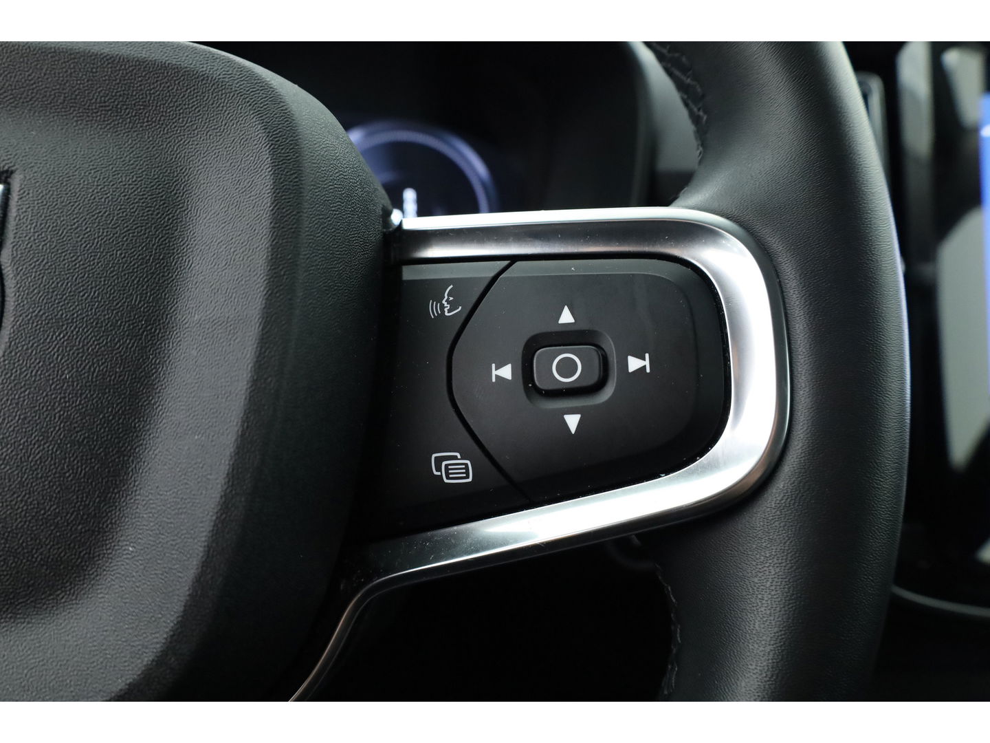 Volvo XC40 T5 Plug-in hybrid Plus Bright | Pilot Assist | Harman Kardon | Leder | 20'' | Camera | Stoel- Stuurverw.