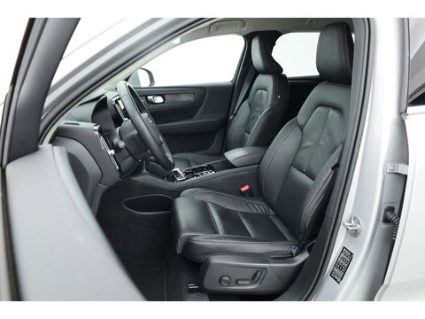 Volvo XC40 T5 Plug-in hybrid Plus Bright | Pilot Assist | Harman Kardon | Leder | 20'' | Camera | Stoel- Stuurverw.