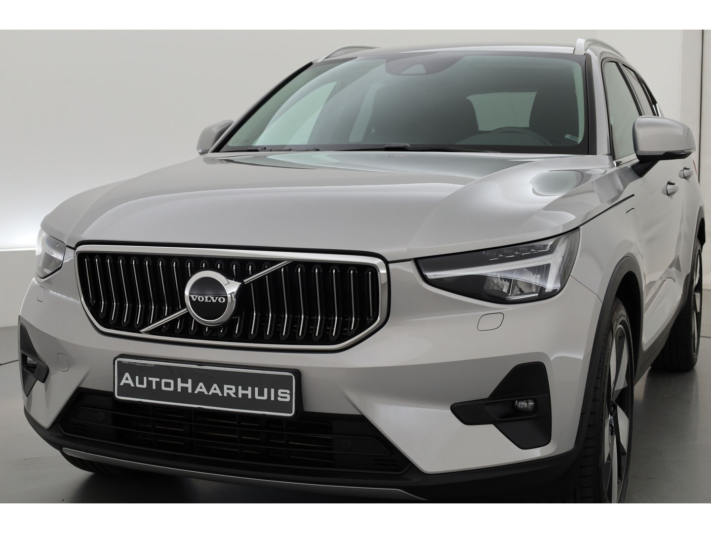 Volvo XC40 T5 Plug-in hybrid Plus Bright | Pilot Assist | Harman Kardon | Leder | 20'' | Camera | Stoel- Stuurverw.