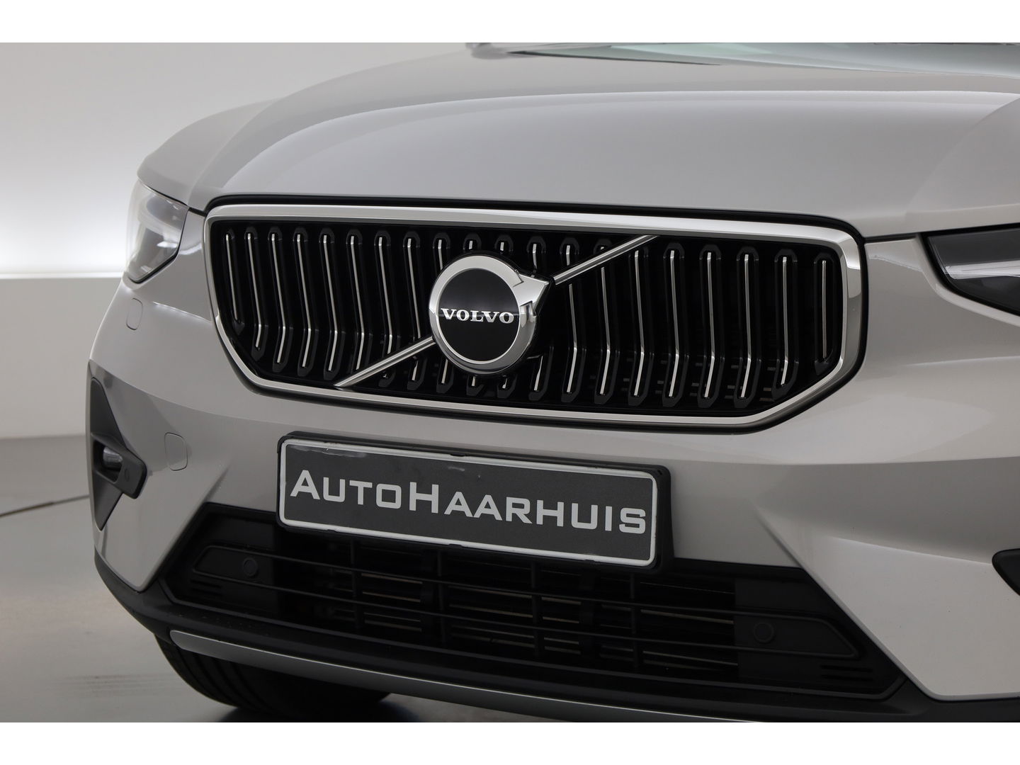 Volvo XC40 T5 Plug-in hybrid Plus Bright | Pilot Assist | Harman Kardon | Leder | 20'' | Camera | Stoel- Stuurverw.