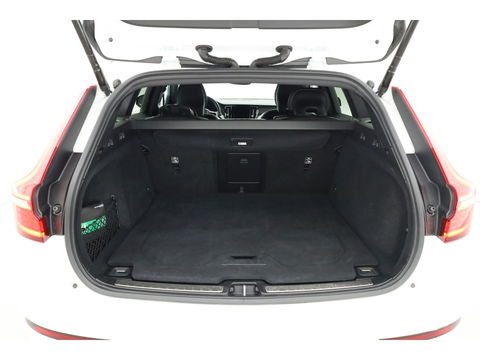 Volvo V60 T6 Plug-in hybrid Plus Dark | Pilot Assist | Harman Kardon | Memory seats | Stoel- Stuurverw.