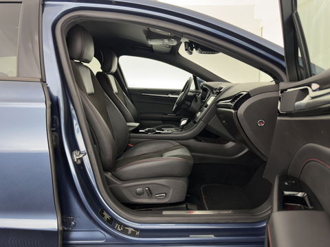 Ford Mondeo Wagon 2.0 IVCT HEV ST-Line (INCL.BTW) *LEATHER-MICROFIBRE | ADAPTIVE-CRUISE | FULL-LED | MEMORY-PACK | BLIND-SPOT | HEATED-COMFORTSEATS | CAMERA | KEYLESS | DAB+ | NAVI-FULLMAP | 18''ALU | TOWBAR*