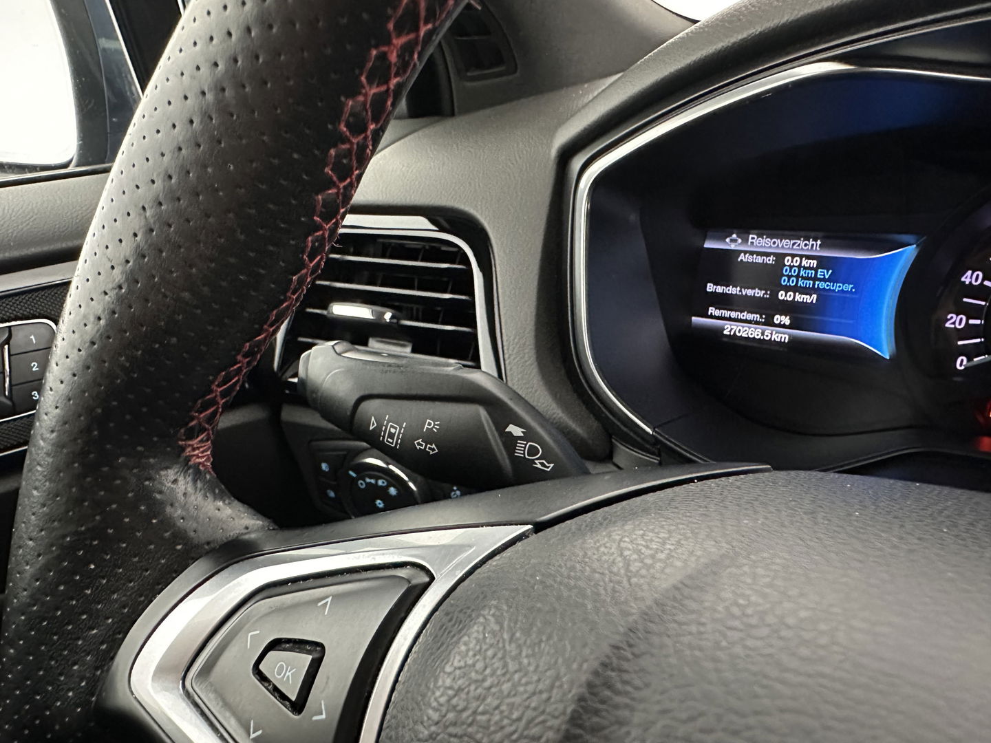 Ford Mondeo Wagon 2.0 IVCT HEV ST-Line (INCL.BTW) *LEATHER-MICROFIBRE | ADAPTIVE-CRUISE | FULL-LED | MEMORY-PACK | BLIND-SPOT | HEATED-COMFORTSEATS | CAMERA | KEYLESS | DAB+ | NAVI-FULLMAP | 18''ALU | TOWBAR*