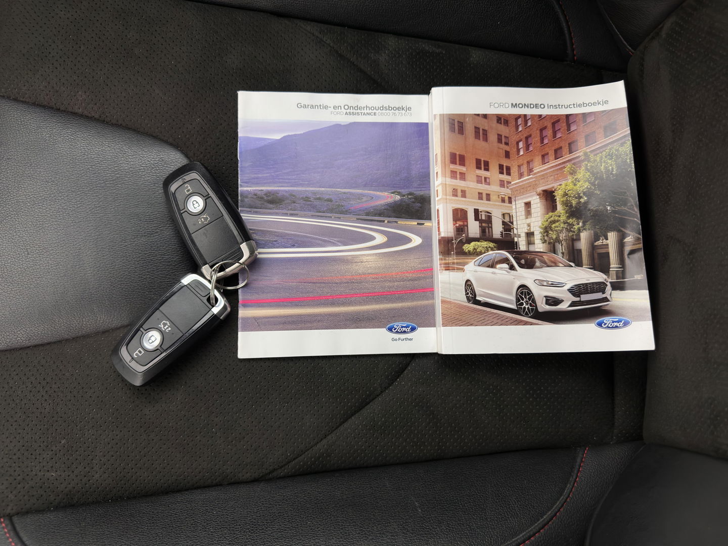 Ford Mondeo Wagon 2.0 IVCT HEV ST-Line (INCL.BTW) *LEATHER-MICROFIBRE | ADAPTIVE-CRUISE | FULL-LED | MEMORY-PACK | BLIND-SPOT | HEATED-COMFORTSEATS | CAMERA | KEYLESS | DAB+ | NAVI-FULLMAP | 18''ALU | TOWBAR*