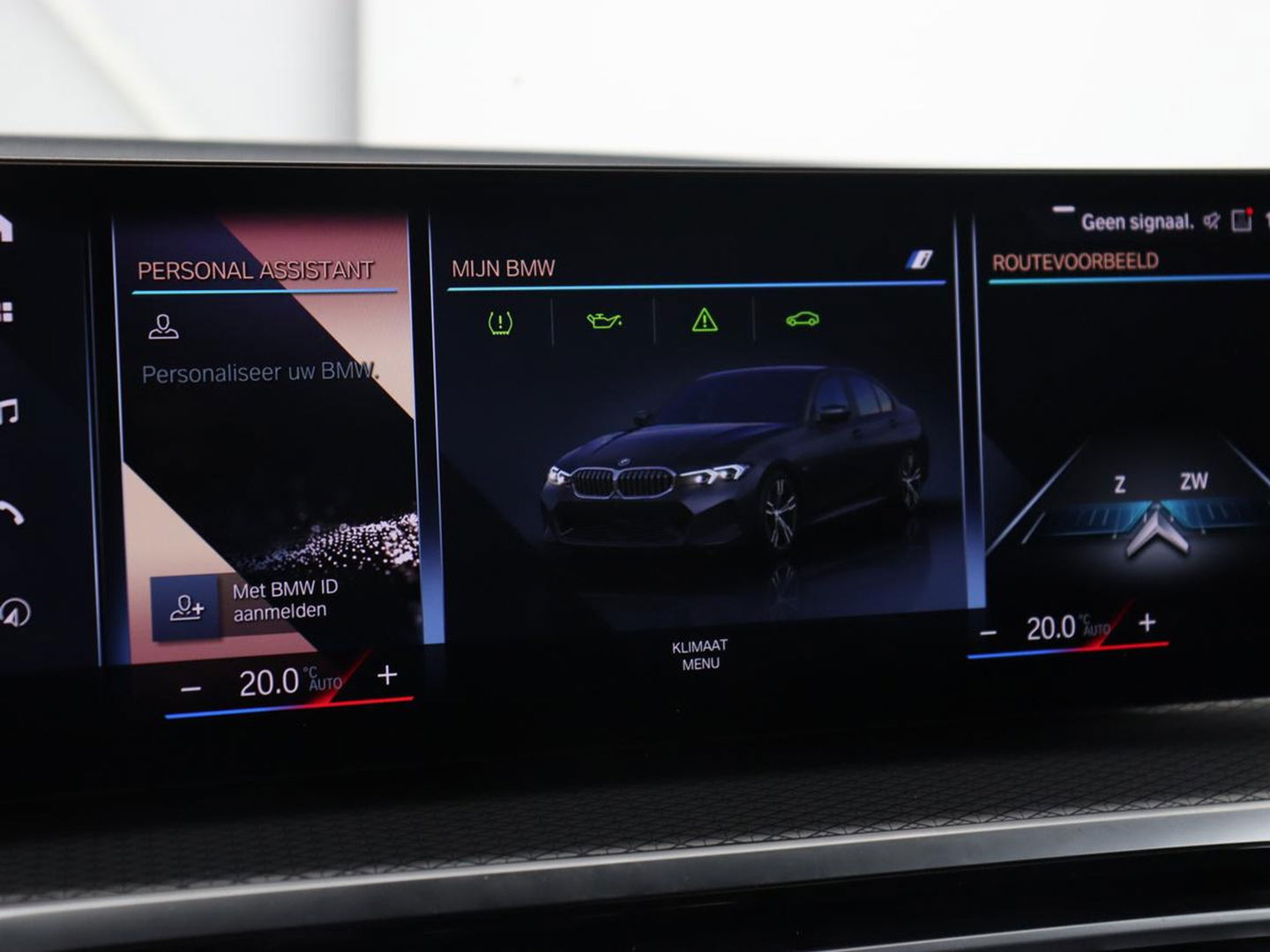 BMW 3-serie 320e M Sport | Trekhaak | Stoelverwarming | Camera | Leder/Alcantara | Stuurverwarming | Carplay | Live Cockpit Plus | Adaptief LED | Sportstoelen | Cruise control | PHEV | Plug In