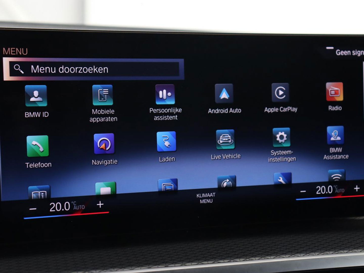 BMW 3-serie 320e M Sport | Trekhaak | Stoelverwarming | Camera | Leder/Alcantara | Stuurverwarming | Carplay | Live Cockpit Plus | Adaptief LED | Sportstoelen | Cruise control | PHEV | Plug In