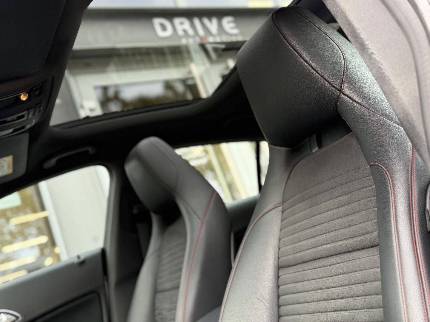 Mercedes-Benz CLA-Klasse Shooting Brake 180 Bus. Solution AMG Night|Pano|Trekhaak|Cam