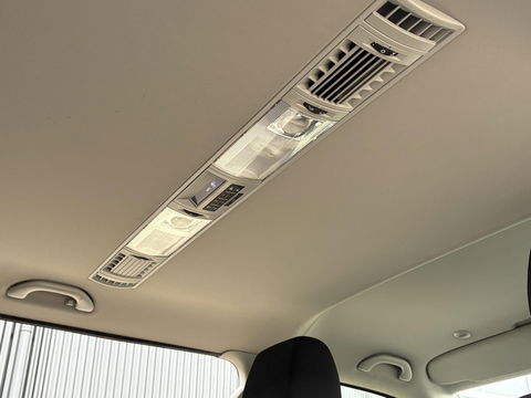 Volkswagen Transporter Multivan 2.0 TDI L2H1 DC 4Motion Multivan ** NET BINNEN ** STANDKACHEL | 2x SCHUIFD | STOELVERWARMING | SOFT CLOSE | Transporter