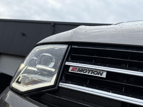 Volkswagen Transporter Multivan 2.0 TDI L2H1 DC 4Motion Multivan ** NET BINNEN ** STANDKACHEL | 2x SCHUIFD | STOELVERWARMING | SOFT CLOSE | Transporter