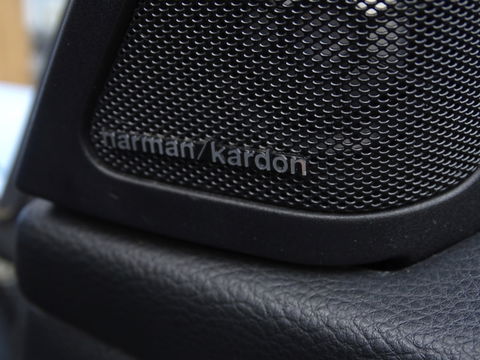 BMW 3-serie 335i 306PK+ DCT / High Executive / LCI / LED / Harman Kardon /