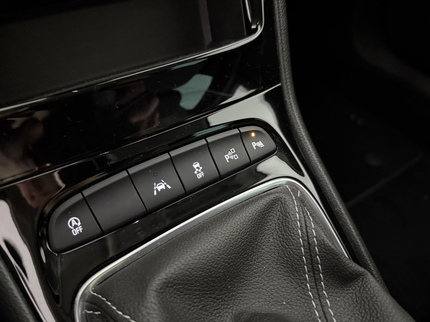 Opel Astra Sports Tourer 1.2 Design & Tech | Camera | Carplay | Trekh. | Cruise | Parkeersens. | Navi | NAP