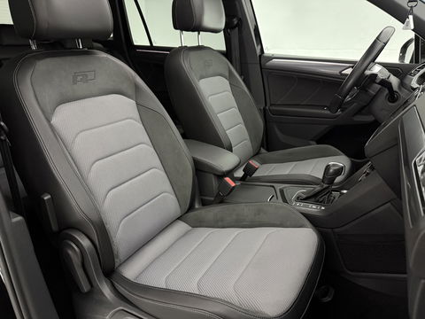 Volkswagen Tiguan 1.5 TSI ACT R-line Black Style | Pano | Adap. Cruise | Virtual | Carplay | Trekh. | Keyless | Stoelverw. | NAP