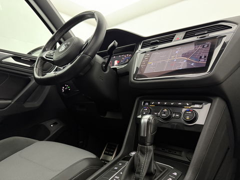 Volkswagen Tiguan 1.5 TSI ACT R-line Black Style | Pano | Adap. Cruise | Virtual | Carplay | Trekh. | Keyless | Stoelverw. | NAP