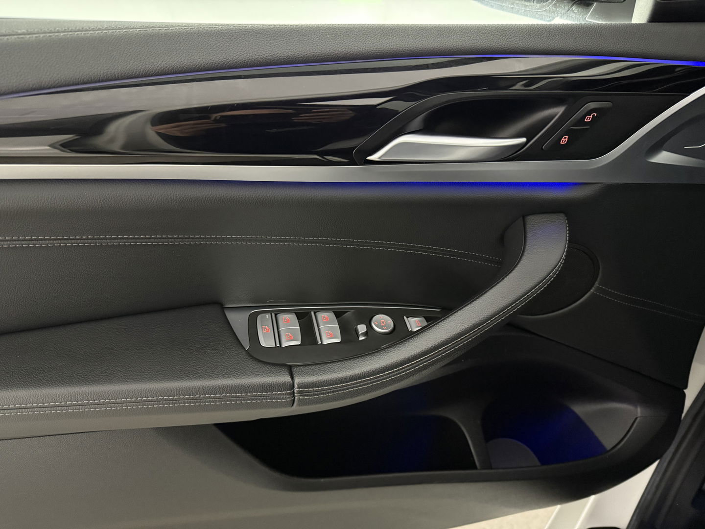 BMW X3 xDrive20i High Executive M-Sport | Pano | HuD | Virtual | Sfeer | Stoel/Stuur verw. | Camera | Navi | NAP