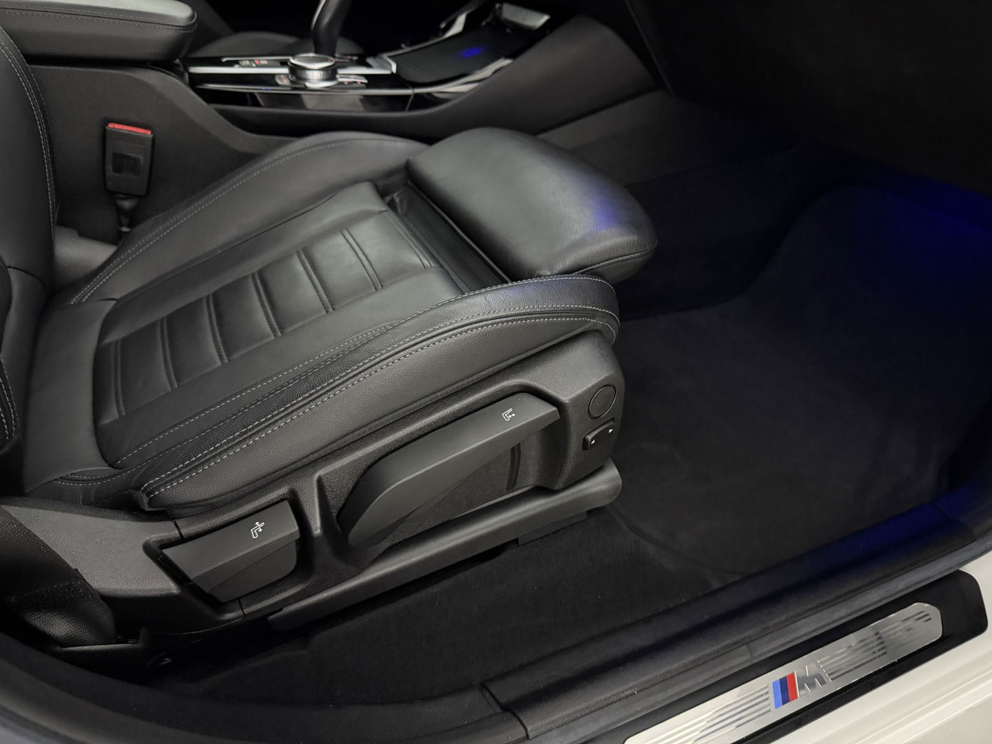 BMW X3 xDrive20i High Executive M-Sport | Pano | HuD | Virtual | Sfeer | Stoel/Stuur verw. | Camera | Navi | NAP