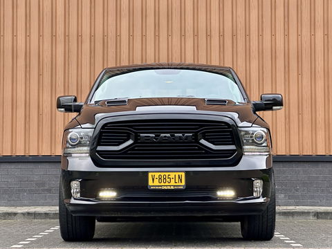 Dodge Ram 1500 5.7 V8 4x4 Quad Cab 6'4 Sport | LPG | Panoramadak | Stoelventilatie/Verwarming | Parkeersensoren | Achteruitrijcamera | Stuurverwarming | Cruise Control