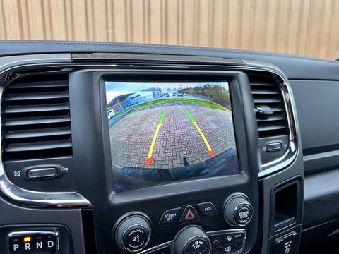 Dodge Ram 1500 5.7 V8 4x4 Quad Cab 6'4 Sport | LPG | Panoramadak | Stoelventilatie/Verwarming | Parkeersensoren | Achteruitrijcamera | Stuurverwarming | Cruise Control