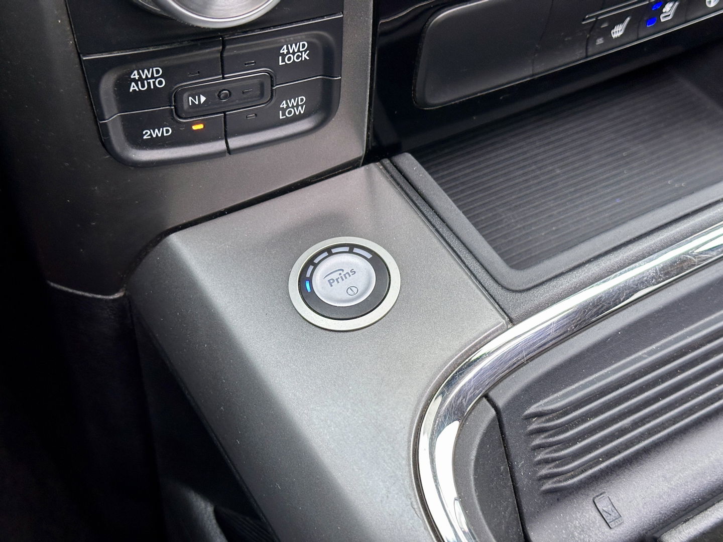 Dodge Ram 1500 5.7 V8 4x4 Quad Cab 6'4 Sport | LPG | Panoramadak | Stoelventilatie/Verwarming | Parkeersensoren | Achteruitrijcamera | Stuurverwarming | Cruise Control