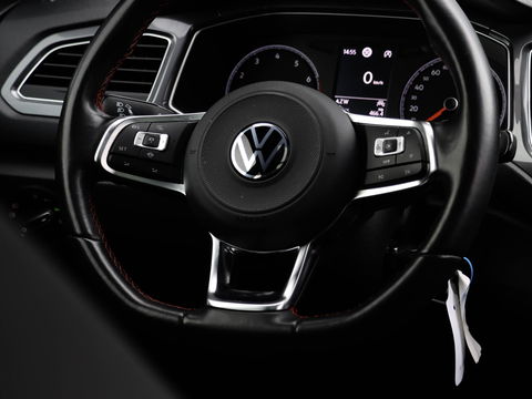 Volkswagen T-Roc 1.5 TSI Sport 150pk Panoramadak Trekhaak