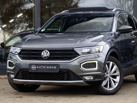 Volkswagen T-Roc 1.5 TSI Sport 150pk Panoramadak Trekhaak