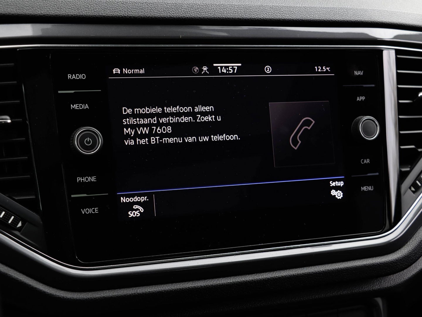 Volkswagen T-Roc 1.5 TSI Sport 150pk Panoramadak Trekhaak