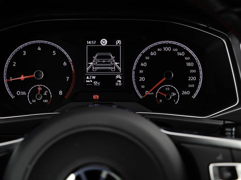 Volkswagen T-Roc 1.5 TSI Sport 150pk Panoramadak Trekhaak