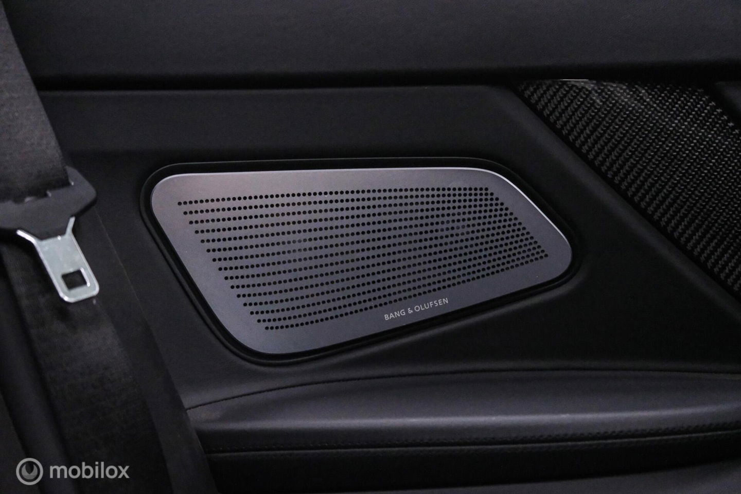 BMW 6 Serie Cabrio M6 Competition Package 575 pk | Keramisch | B&O | M Drivers Pack | NL auto NAP | Singapur Grau | Softclose | HUD | 360 ca