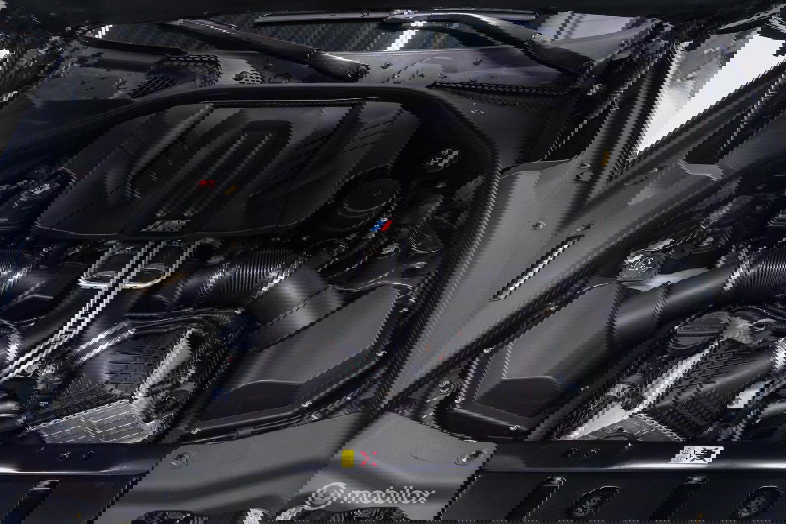 BMW 6 Serie Cabrio M6 Competition Package 575 pk | Keramisch | B&O | M Drivers Pack | NL auto NAP | Singapur Grau | Softclose | HUD | 360 ca