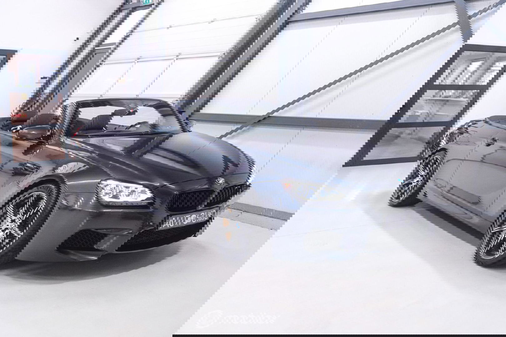 BMW 6 Serie Cabrio M6 Competition Package 575 pk | Keramisch | B&O | M Drivers Pack | NL auto NAP | Singapur Grau | Softclose | HUD | 360 ca