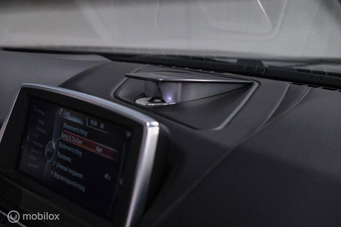 BMW 6 Serie Cabrio M6 Competition Package 575 pk | Keramisch | B&O | M Drivers Pack | NL auto NAP | Singapur Grau | Softclose | HUD | 360 ca