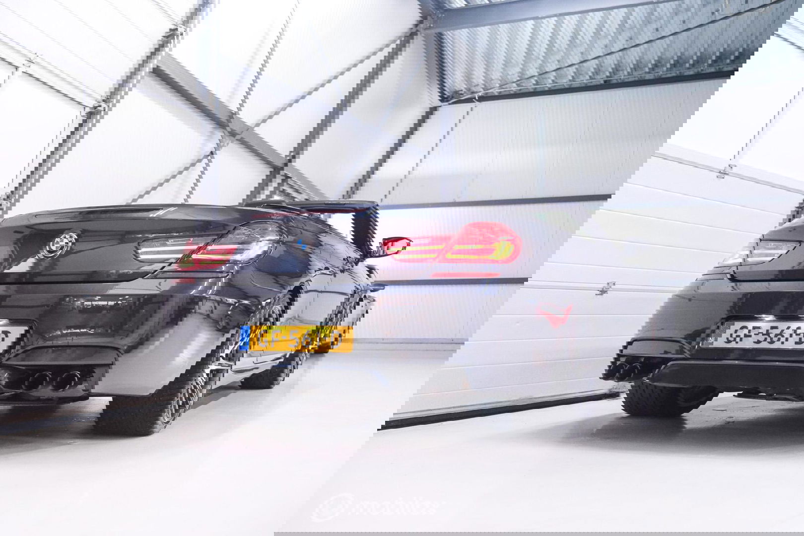 BMW 6 Serie Cabrio M6 Competition Package 575 pk | Keramisch | B&O | M Drivers Pack | NL auto NAP | Singapur Grau | Softclose | HUD | 360 ca