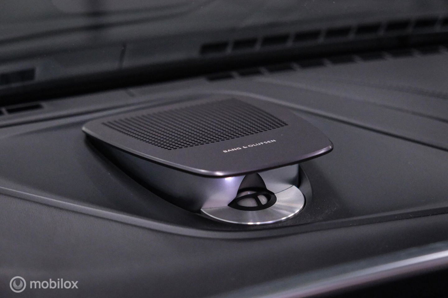 BMW 6 Serie Cabrio M6 Competition Package 575 pk | Keramisch | B&O | M Drivers Pack | NL auto NAP | Singapur Grau | Softclose | HUD | 360 ca