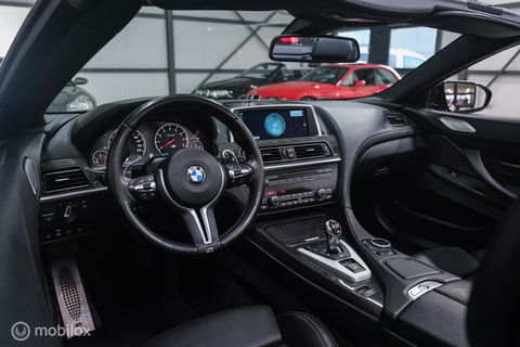 BMW 6 Serie Cabrio M6 Competition Package 575 pk | Keramisch | B&O | M Drivers Pack | NL auto NAP | Singapur Grau | Softclose | HUD | 360 ca