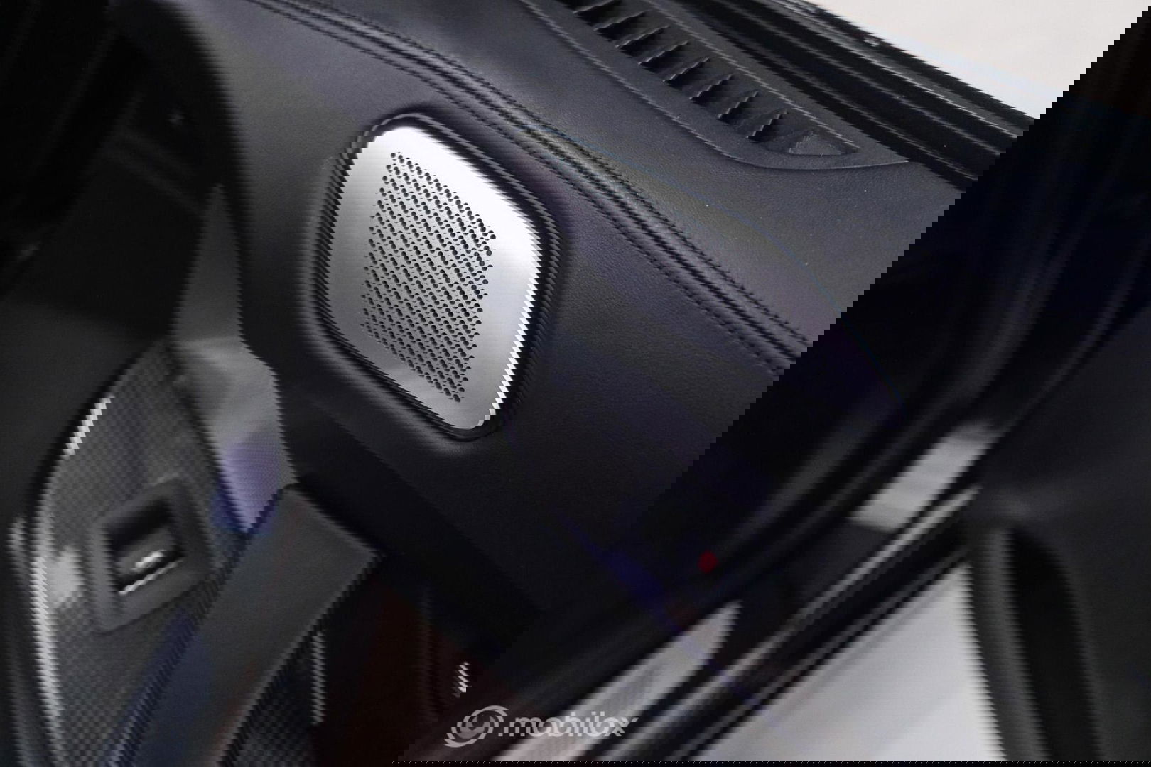 BMW 6 Serie Cabrio M6 Competition Package 575 pk | Keramisch | B&O | M Drivers Pack | NL auto NAP | Singapur Grau | Softclose | HUD | 360 ca