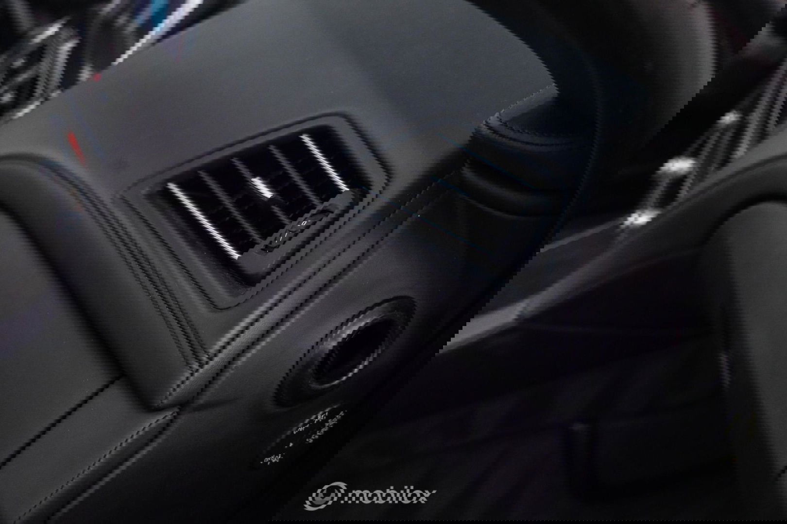 BMW 6 Serie Cabrio M6 Competition Package 575 pk | Keramisch | B&O | M Drivers Pack | NL auto NAP | Singapur Grau | Softclose | HUD | 360 ca