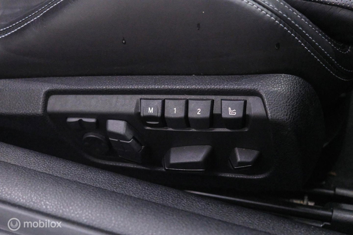 BMW 6 Serie Cabrio M6 Competition Package 575 pk | Keramisch | B&O | M Drivers Pack | NL auto NAP | Singapur Grau | Softclose | HUD | 360 ca