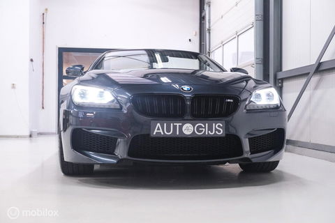 BMW 6 Serie Cabrio M6 Competition Package 575 pk | Keramisch | B&O | M Drivers Pack | NL auto NAP | Singapur Grau | Softclose | HUD | 360 ca