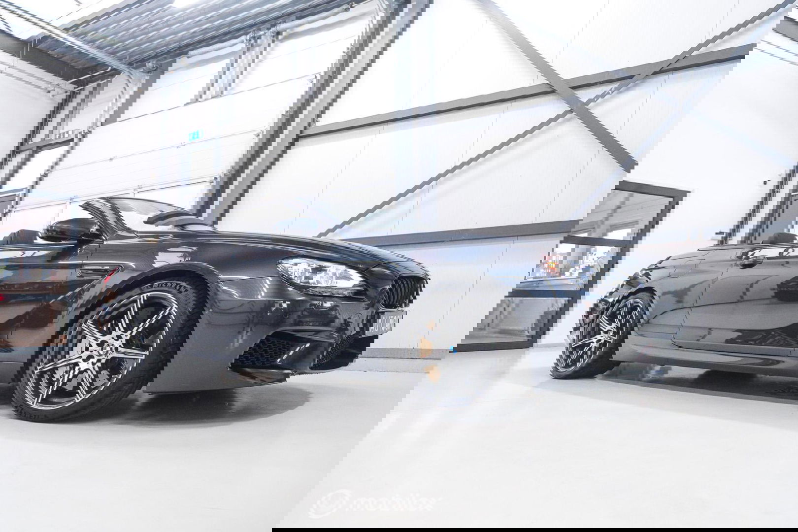 BMW 6 Serie Cabrio M6 Competition Package 575 pk | Keramisch | B&O | M Drivers Pack | NL auto NAP | Singapur Grau | Softclose | HUD | 360 ca