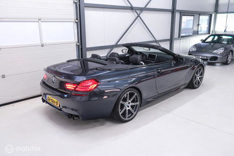 BMW 6 Serie Cabrio M6 Competition Package 575 pk | Keramisch | B&O | M Drivers Pack | NL auto NAP | Singapur Grau | Softclose | HUD | 360 ca