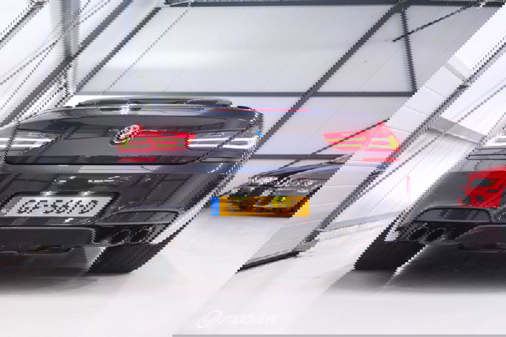 BMW 6 Serie Cabrio M6 Competition Package 575 pk | Keramisch | B&O | M Drivers Pack | NL auto NAP | Singapur Grau | Softclose | HUD | 360 ca