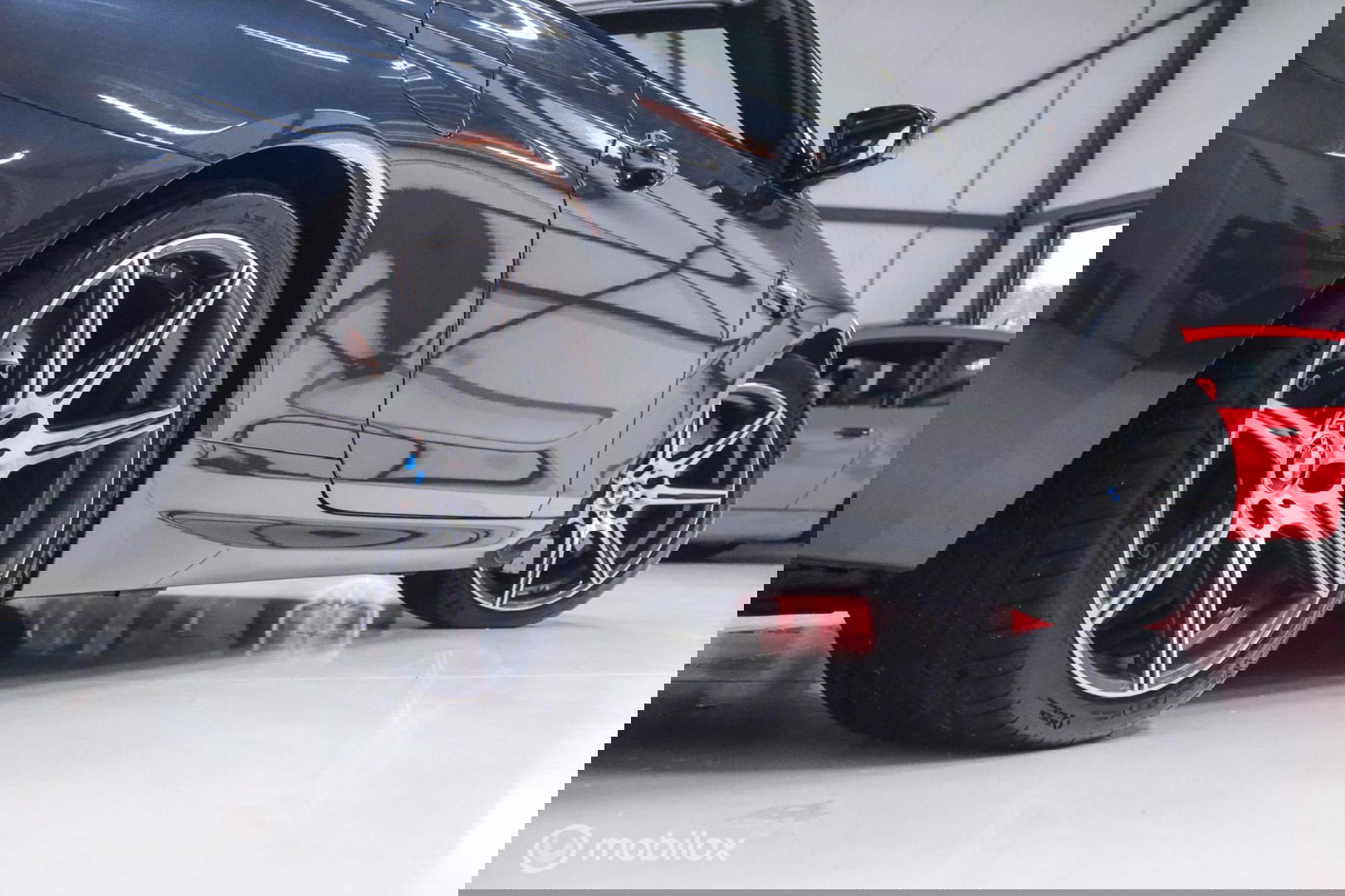 BMW 6 Serie Cabrio M6 Competition Package 575 pk | Keramisch | B&O | M Drivers Pack | NL auto NAP | Singapur Grau | Softclose | HUD | 360 ca